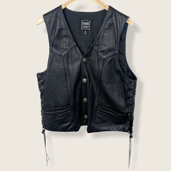 Genuine Leather Motorcycle Vest Black Cruisers Size Medium Canadian Moto Jacket - Picture 2 of 15